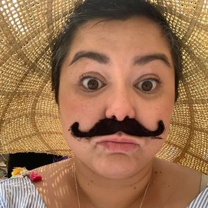 Meet your Posher, Krystle